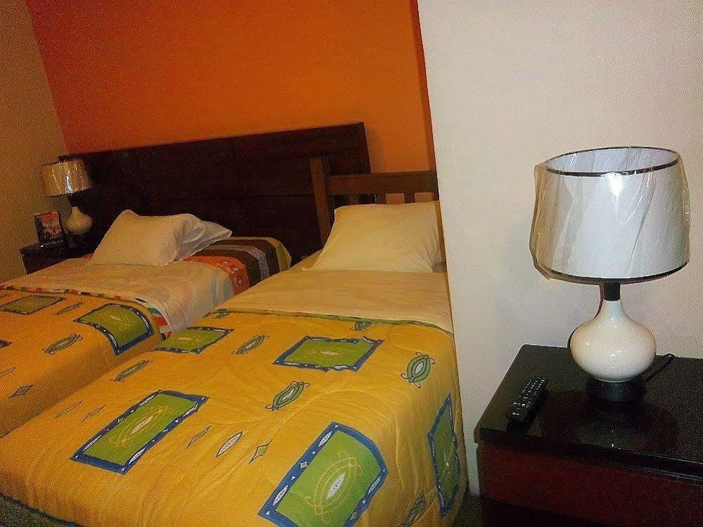 Auberge de jeunesse La Hacienda Peruana à Lima Extérieur photo